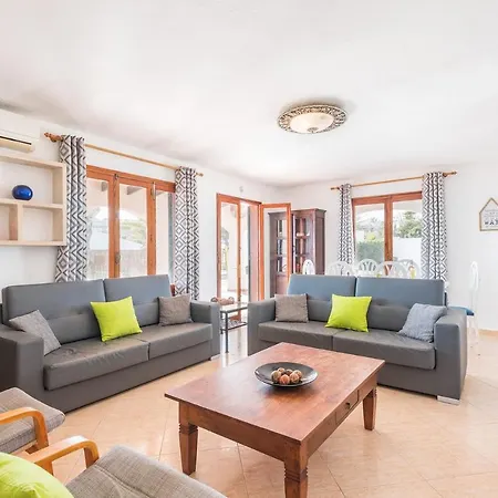 Nuriana 4 Bedroom Villa, Calan Blanes 别墅