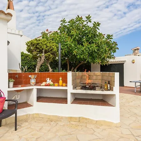 Nuriana 4 Bedroom Villa, Calan Blanes וילה