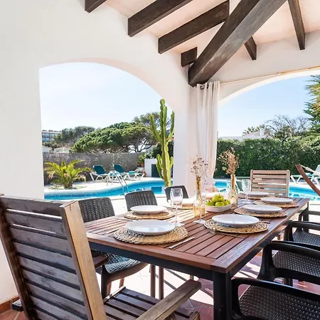 Nuriana 4 Bedroom Villa, Calan Blanes * Cala en Forcat