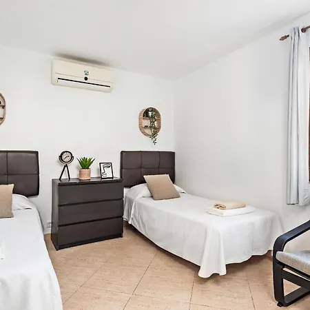 Nuriana 4 Bedroom Villa, Calan Blanes