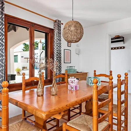 Nuriana 4 Bedroom Villa, Calan Blanes *